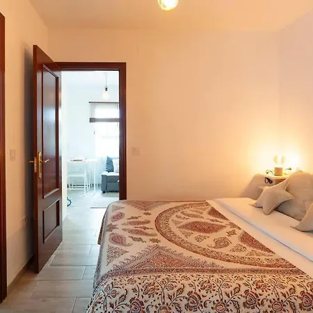 El Patio De Chloe Apartment Malaga Exterior photo