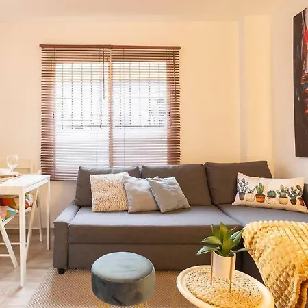El Patio De Chloe Apartment Malaga Exterior photo
